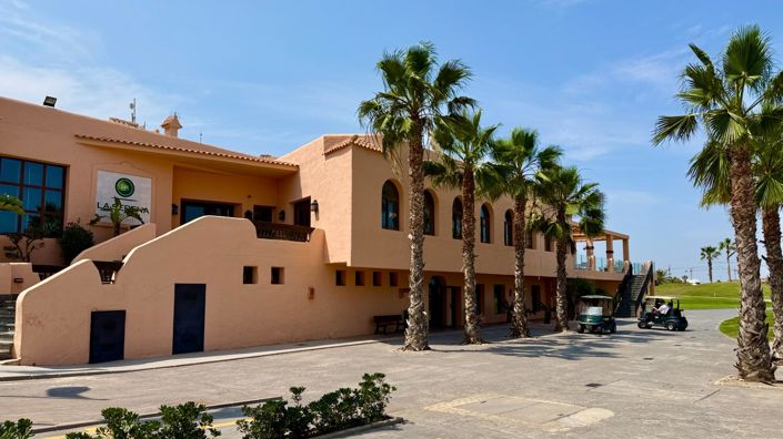 Image No.10-3 Bed Villa for sale