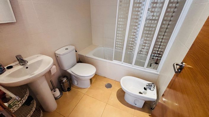 Image No.9-2 Bed Apartment for sale