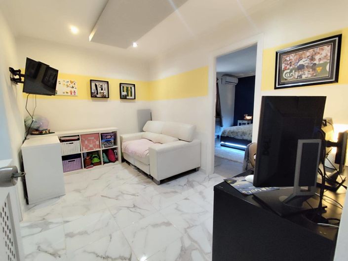 Image No.36-5 Bed Villa for sale