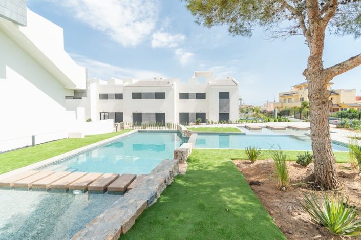 Image No.1-3 Bed Penthouse for sale