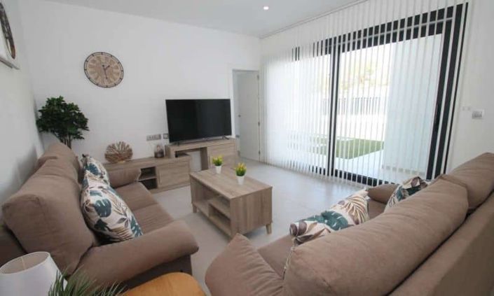 Image No.5-3 Bed Villa for sale