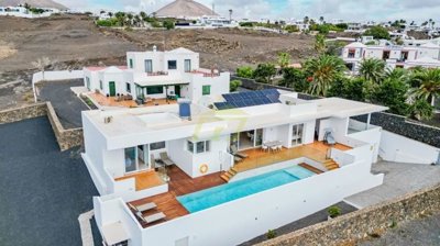 1 - Tias, Villa