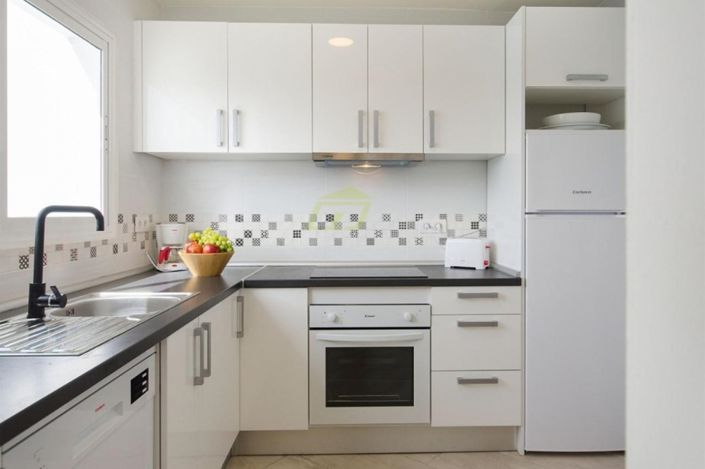 Image No.9-7 Bed Villa for sale