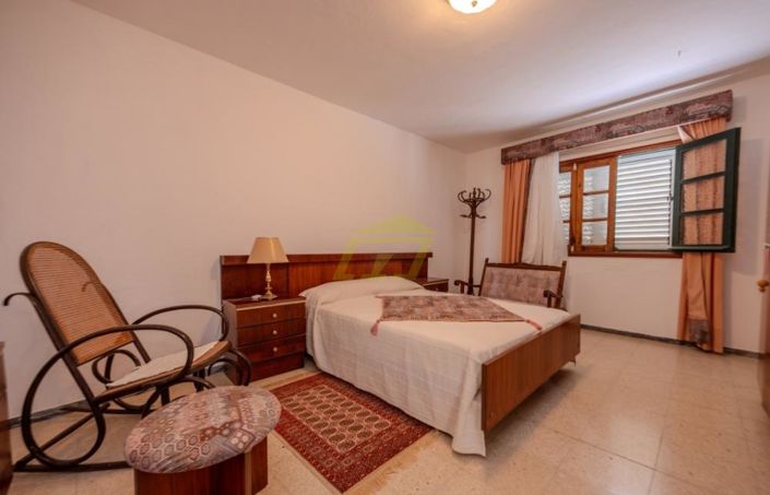 Image No.9-6 Bed Villa for sale