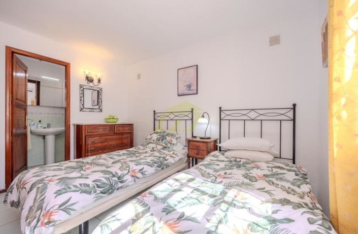 Image No.17-4 Bed Villa for sale