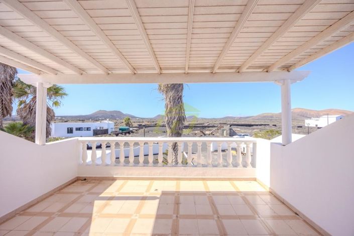 Image No.18-3 Bed Villa for sale