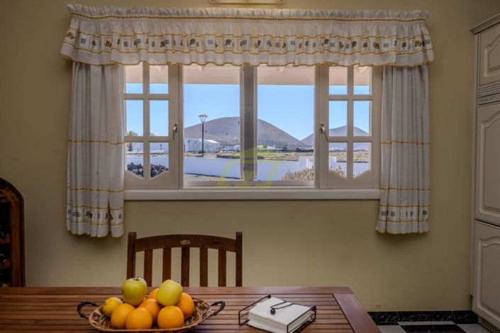 Image No.19-3 Bed Villa for sale