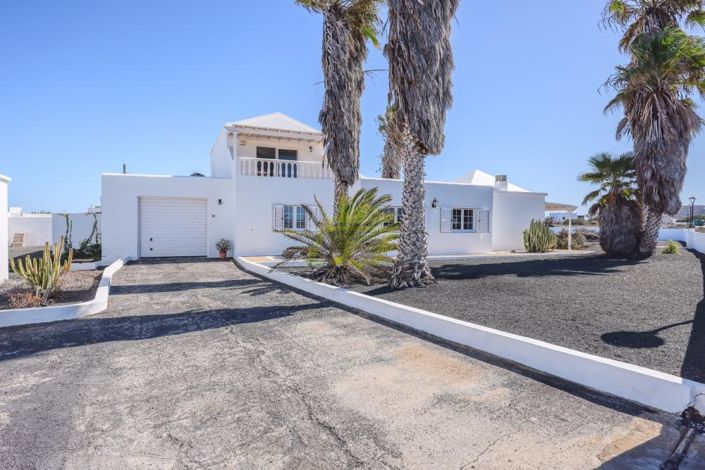 Image No.20-3 Bed Villa for sale