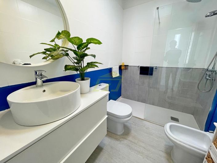 Image No.17-3 Bed Villa for sale