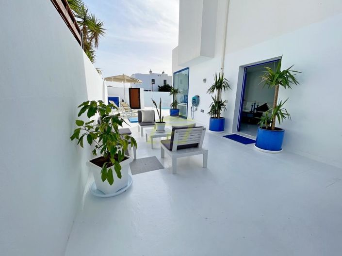 Image No.22-3 Bed Villa for sale