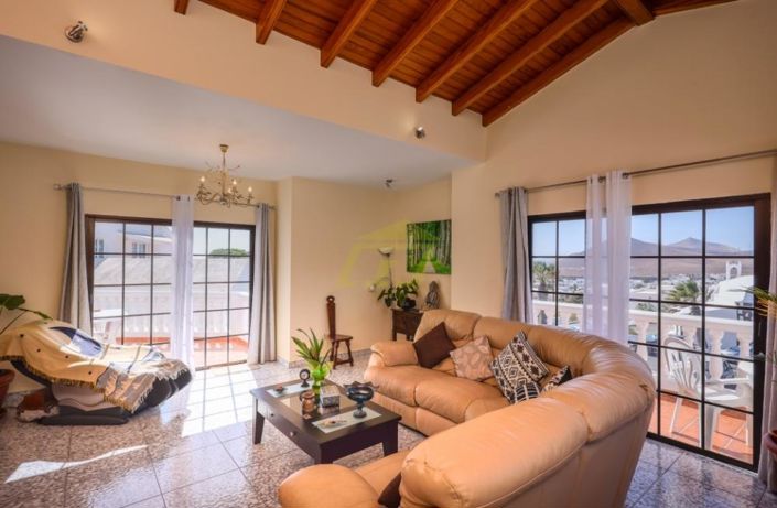 Image No.6-7 Bed Villa for sale