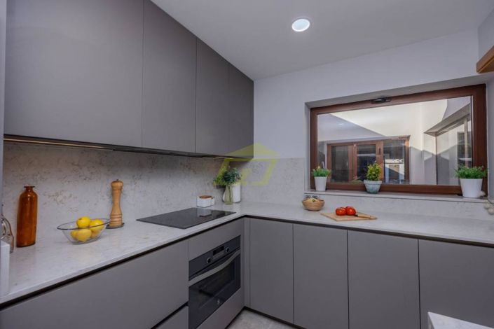 Image No.12-3 Bed Villa for sale