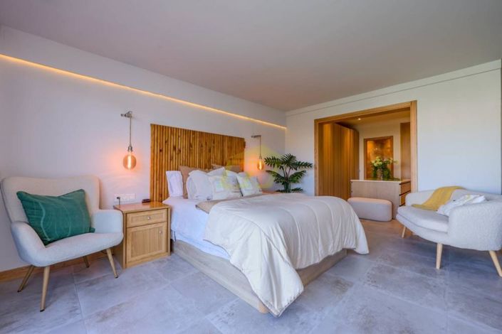 Image No.4-3 Bed Villa for sale