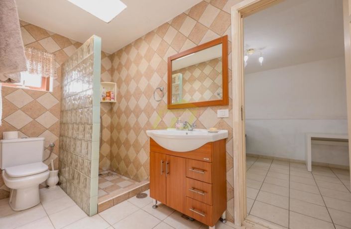 Image No.13-3 Bed Villa for sale