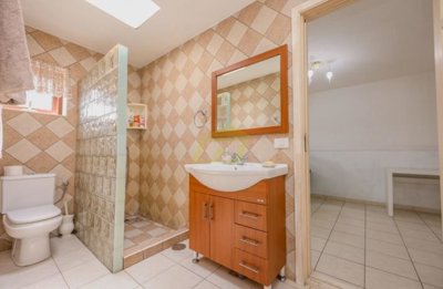 Beautiful 3 bedroom villa located in an elevated position in Los Mojones with sea views