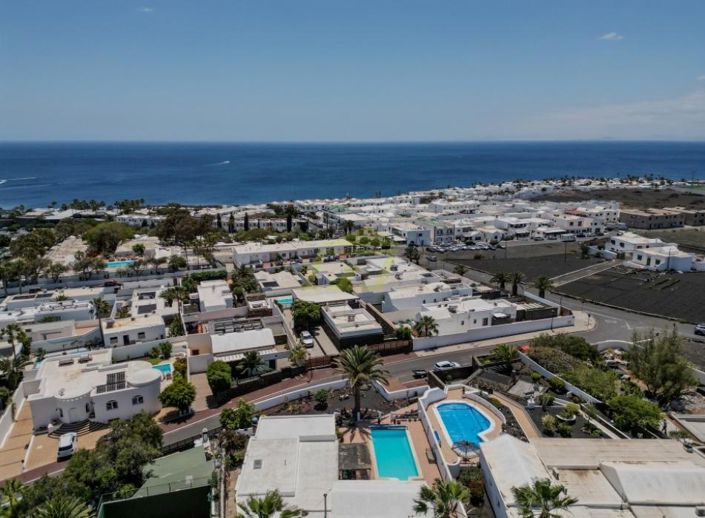 Image No.1-3 Bed Villa for sale