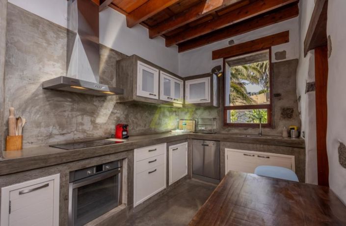 Image No.10-3 Bed Villa for sale