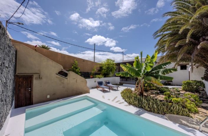 Image No.3-3 Bed Villa for sale