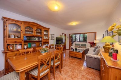 Charming 2 Bedroom Apartment in the Heart of Puerto del Carmen