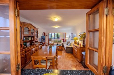 Charming 2 Bedroom Apartment in the Heart of Puerto del Carmen