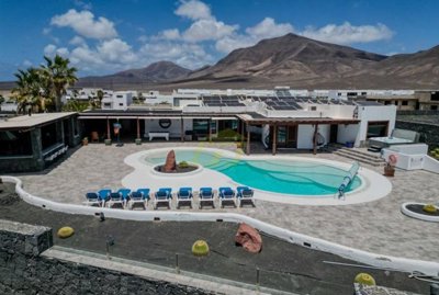 1 - Playa Blanca, Villa