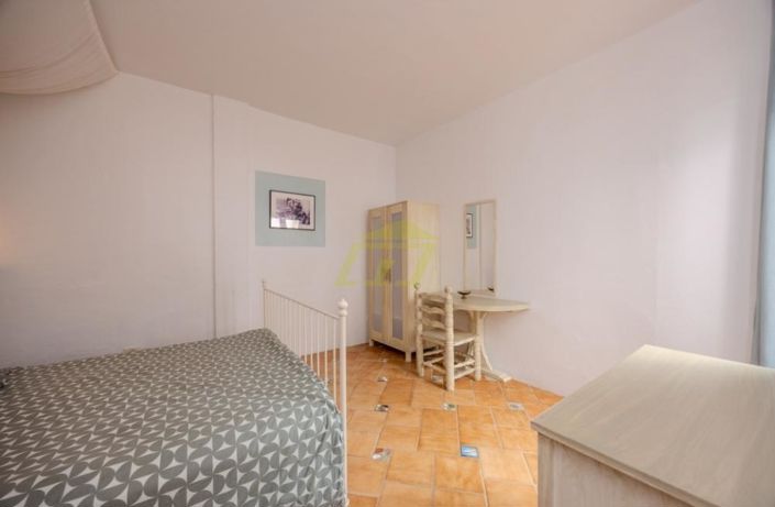 Image No.10-3 Bed Villa for sale