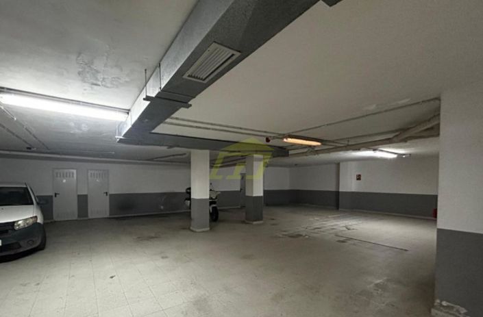 Image No.1-Commercial for sale