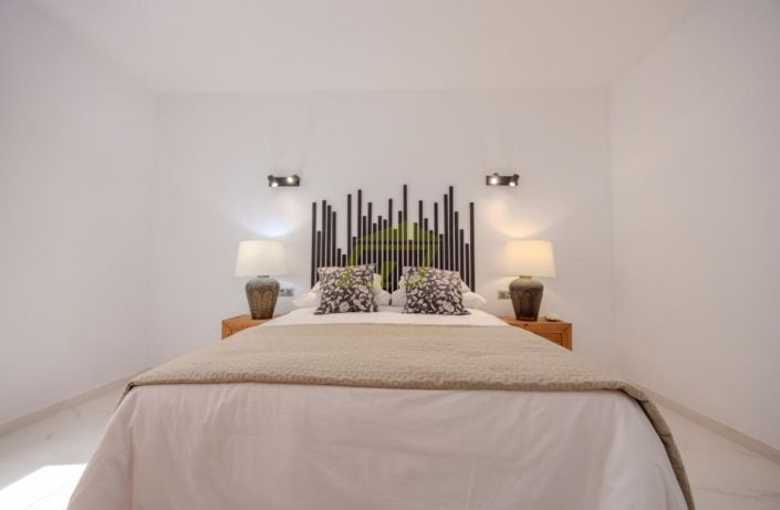 Image No.10-3 Bed Villa for sale