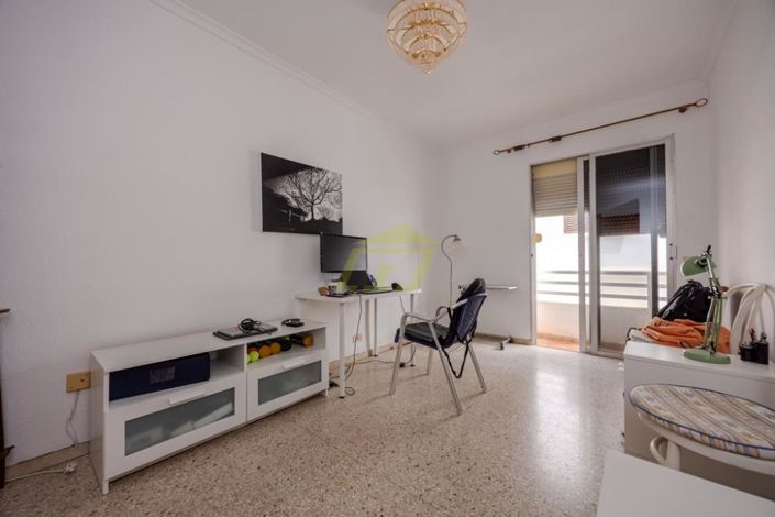 Image No.11-4 Bed Apartment for sale