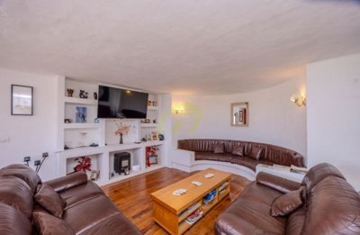 Great versatile villa with mountain and sea views and private pool in Nazaret