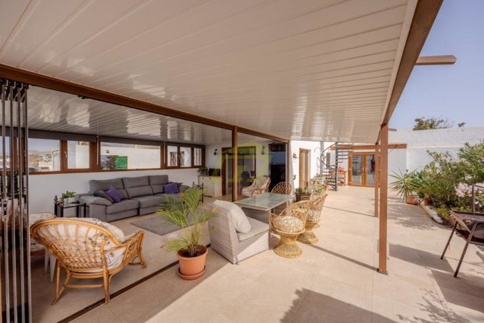 Image No.1-2 Bed Villa for sale