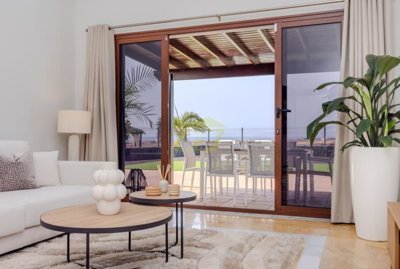 Must see villa with sea views in Playa Blanca!