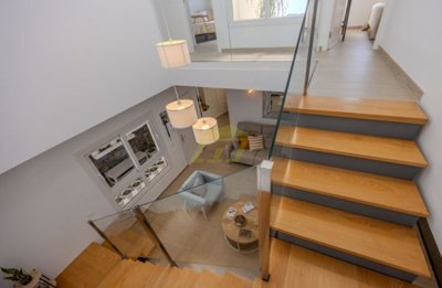 4 bedroom, 3 bathroom family home in central Costa Teguise