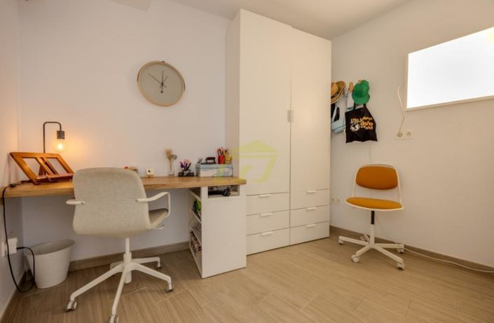 Image No.8-4 Bed Villa for sale