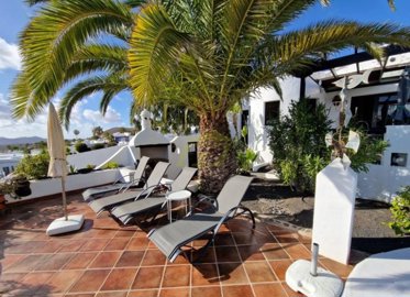 Wonderful detached villa with garden in the heart of Nazaret