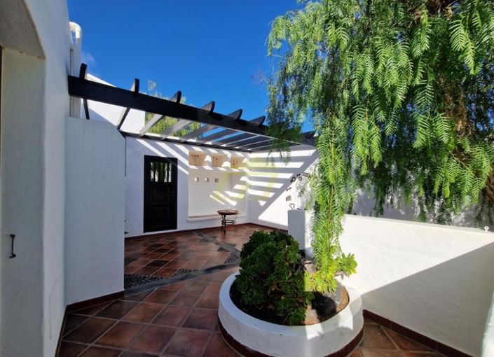 Image No.12-3 Bed Villa for sale