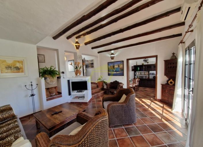 Image No.7-3 Bed Villa for sale