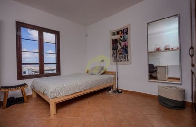 3 Bedroom villa with 2 Bedroom apartment and private pool in Teguise