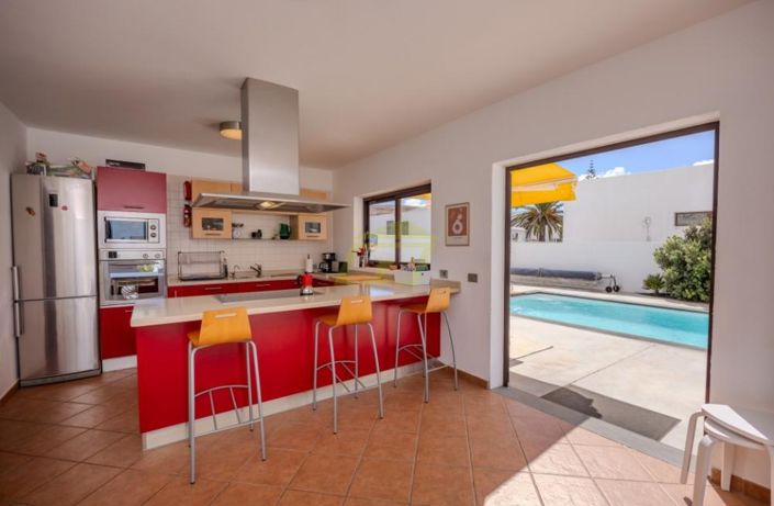 Image No.4-5 Bed Villa for sale