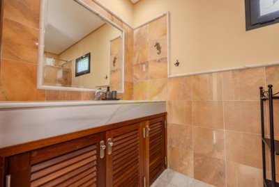 Charming 2 bedroom home with mature gardens and pool in Playa Blanca