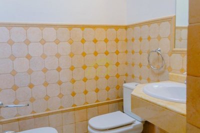 Triplex on the front line in the exclusive resort of Puerto Calero