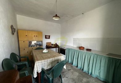 Big family 5 bedroom home in Tiagua