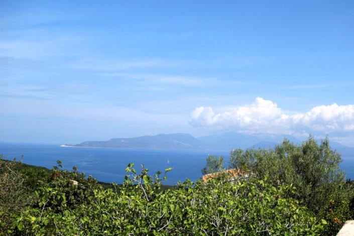 Image No.20-10 Bed Village House for sale