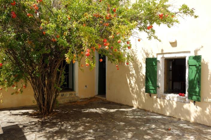 Image No.29-10 Bed Village House for sale