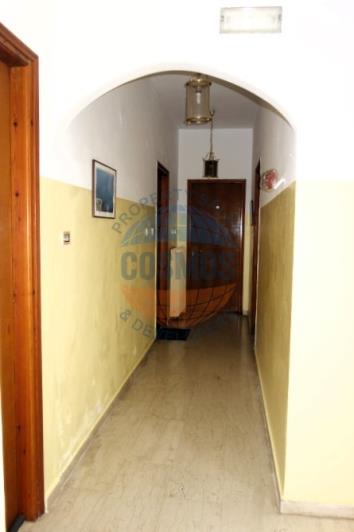 Image No.8-8 Bed Apartment for sale