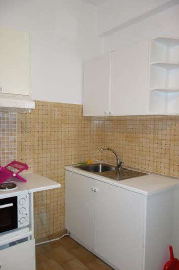 Image No.12-8 Bed Apartment for sale