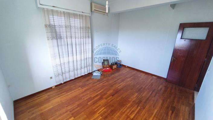 Image No.19-4 Bed House for sale