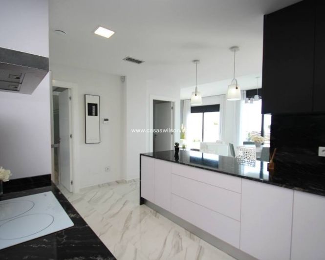 Image No.6-3 Bed Villa for sale