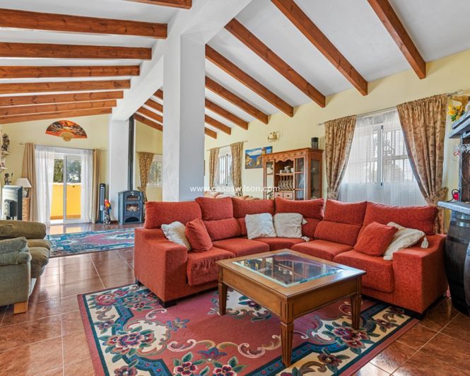 Image No.13-4 Bed Villa for sale