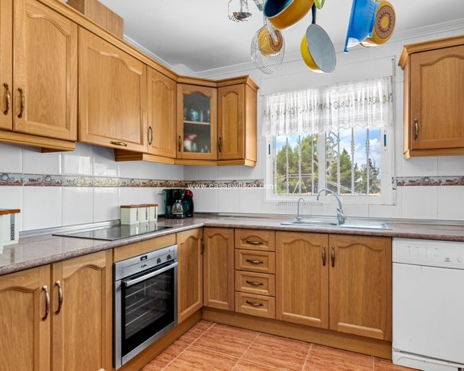 Image No.22-4 Bed Villa for sale